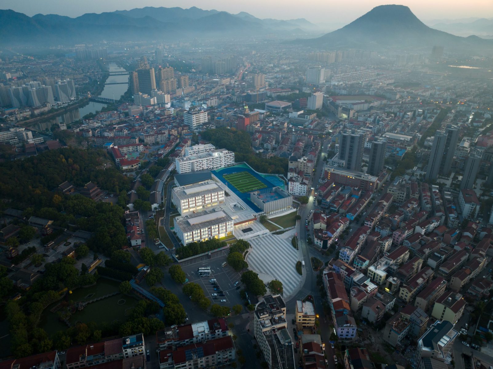 Hengdian-Primary-School©️RAWVISIONstudio-1-scaled