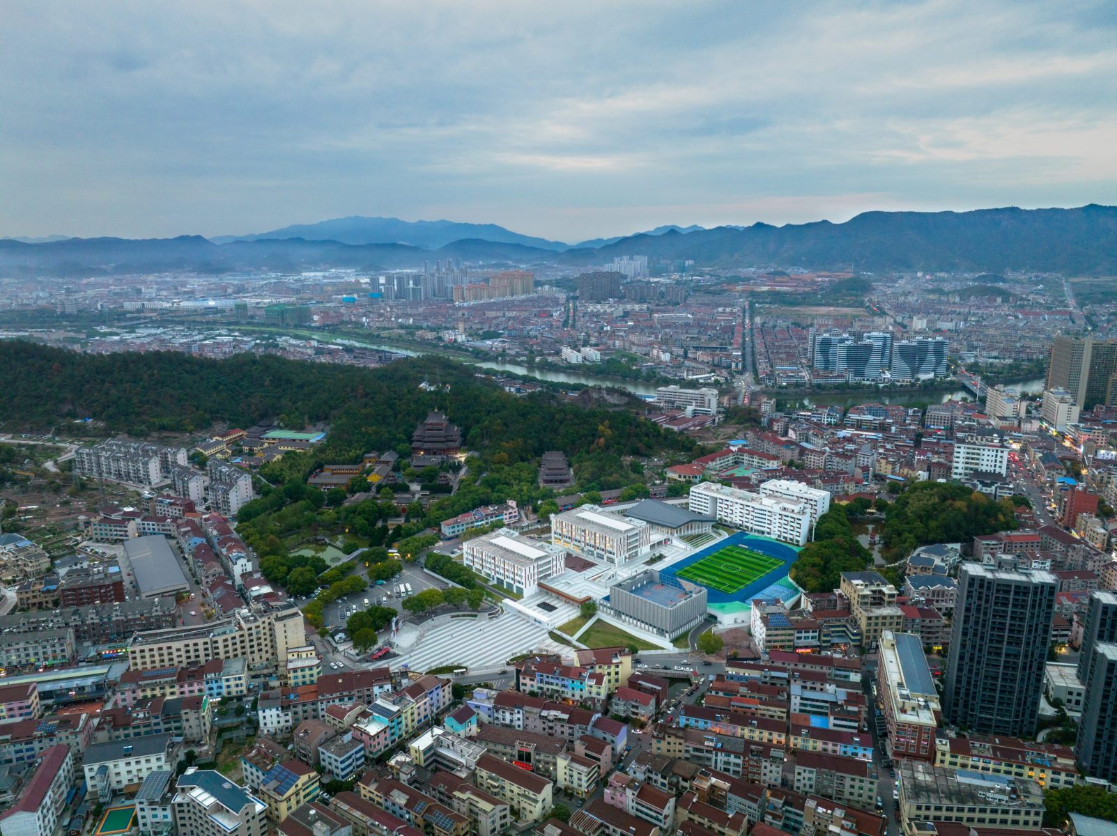 Hengdian-Primary-School©️RAWVISIONstudio-4-scaled