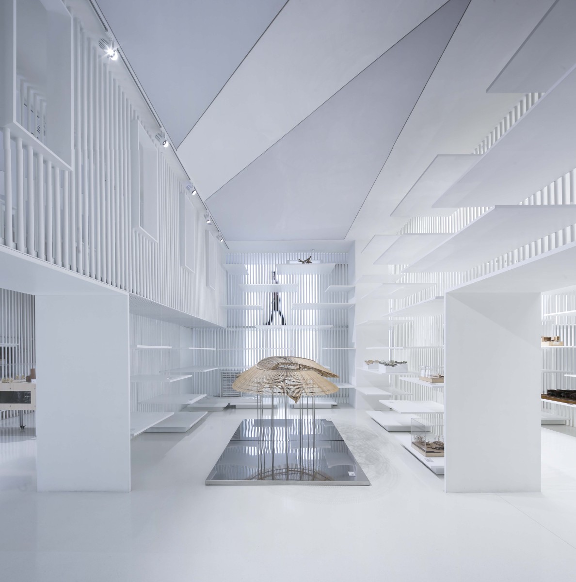 Model-Museum_Raw-Vision_15