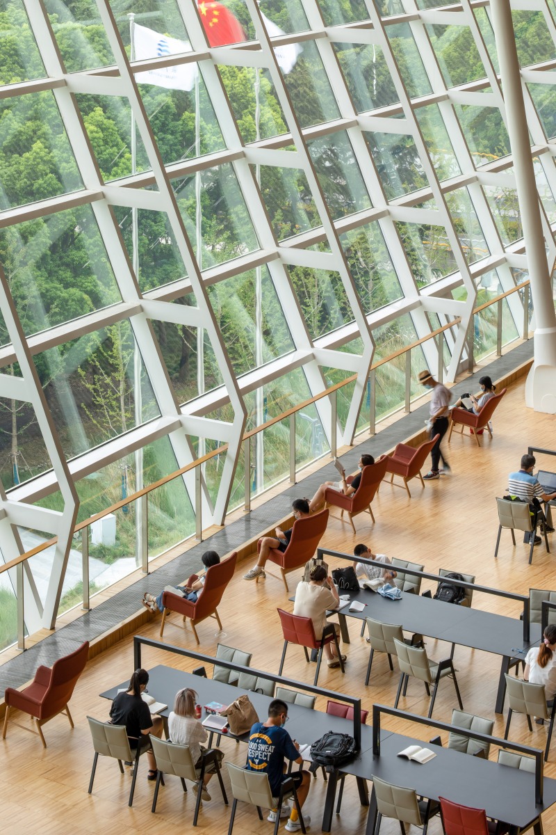 Shanghai-Library-East_Media-18