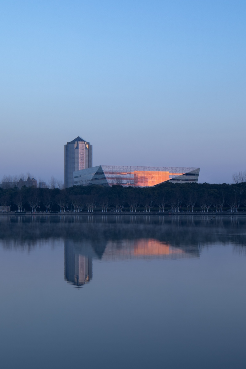 Shanghai-Library-East_Media-9