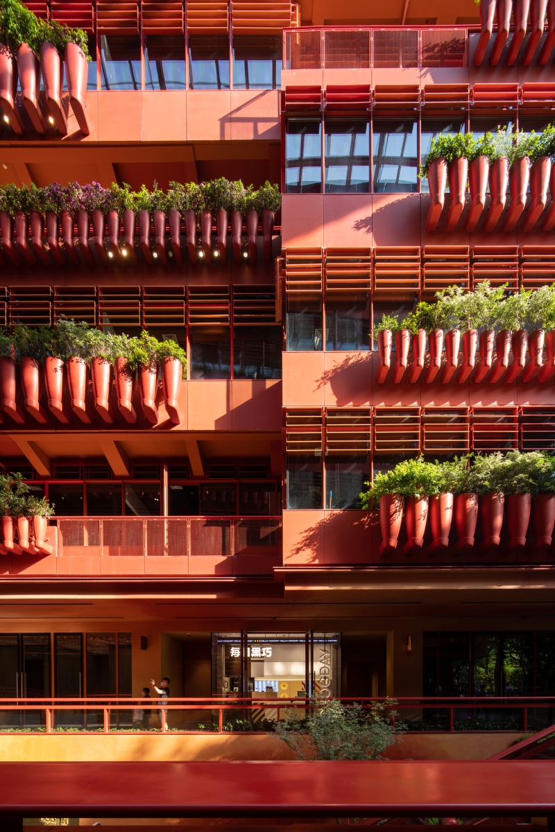 THE-ROOF_08