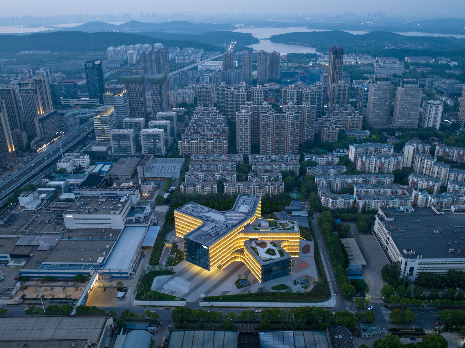YOFC_Final_Gensler_Rev-03_lr©️RAWVISION-studio-2